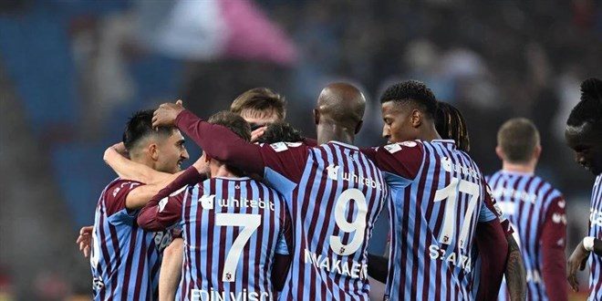 Trabzonspor 3 puanı 5 golle aldı