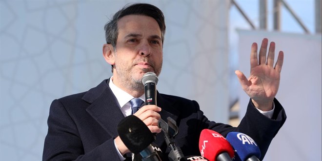 Bayraktar: Türkiye, Suriye'ye enerji tedarikini artıracak