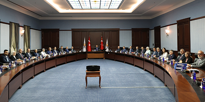 AK Parti MYK toplantısı sona erdi