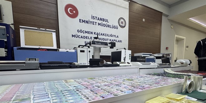 Sahte kimlik ve pasaport operasyonunda 8 zanlı tutuklandı
