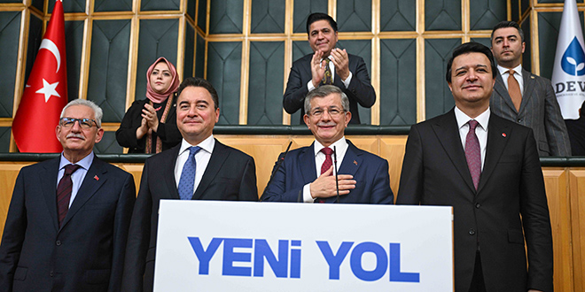 Yeni Yol TBMM'de ilk Grup Toplantısını yaptı