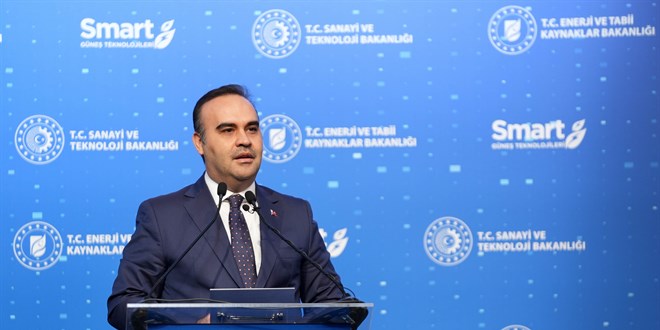 Bakan Kacır: Güneş paneli üretiminde Avrupa'da lideriz