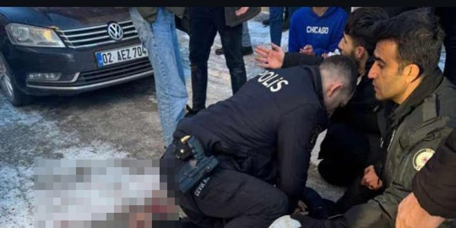 Halı saha maçı sonrası kavga: 1 ölü, 1 yaralı