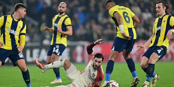 Fenerbahçe, tur ihtimalini son maça bıraktı