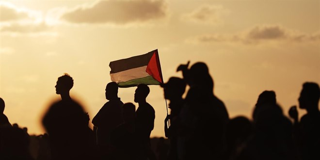 Hamas: İsrail, ateşkesi ihlal ediyor