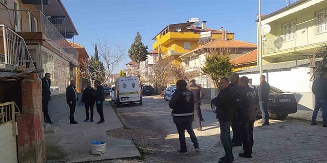 Cesedi çuvalda bulunmuştu: Komşusu bilezikleri için öldürmüş