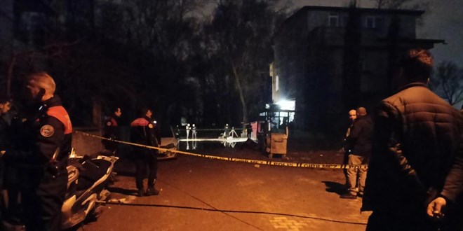 Aranma kararı bulunan kişi polise saldırınca kolundan vuruldu
