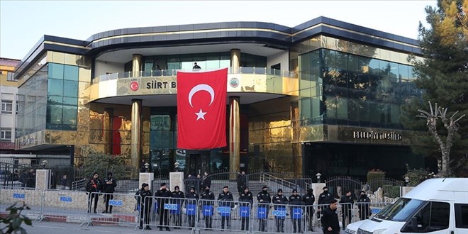 Siirt Belediyesine usulsüz alınan 35 kişinin iş akdi feshedildi