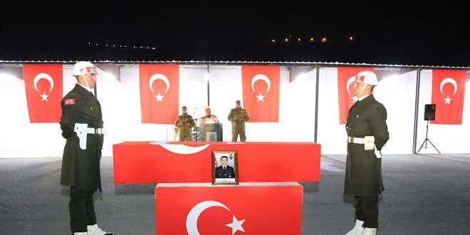 Naaşına 26 ay sonra ulaşılan şehit Uzman Çavuş Bazna için tören