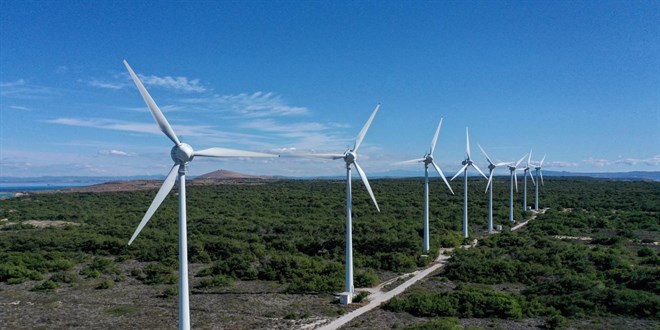 Türkiye'nin rüzgar enerjisi kapasitesi 13 bin megavatı aştı