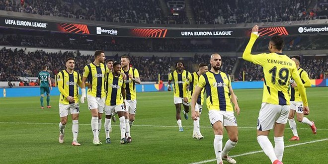 Fenerbahçe UEFA Avrupa Ligi'nde son 16 turuna adını yazdırdı