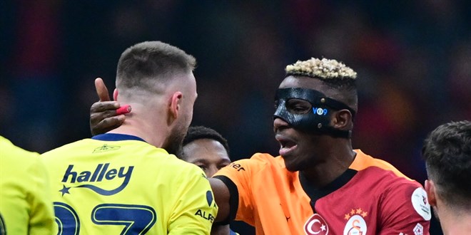Galatasaray, Fenerbahçe ile puan farkını korudu