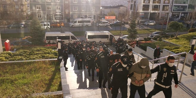 Suç örgütü soruşturmasında yakalanan 15 şüpheli tutuklandı
