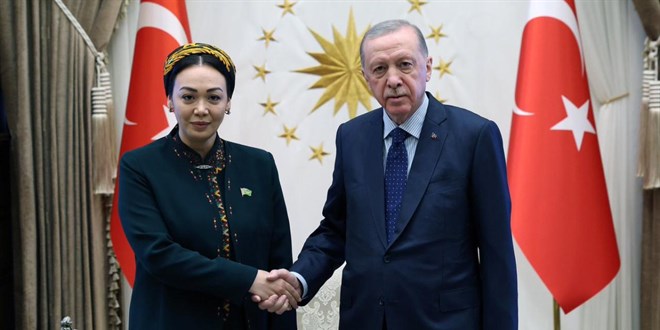 Erdoğan, Dünyagözel Gulmanova'yı kabul etti