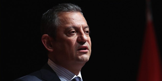 Özgür Özel'den emekli maaşı hesabı: Bu kez altınla değil hurma ile yaptı