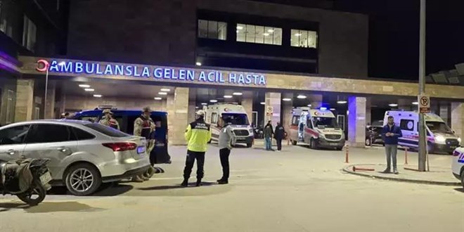 Hastanenin yoğun bakım servisinde yangın: Hastalar tahliye edildi