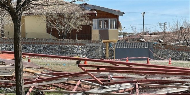 Vahşet evi! 3 bileziği için öldürüp yaktılar