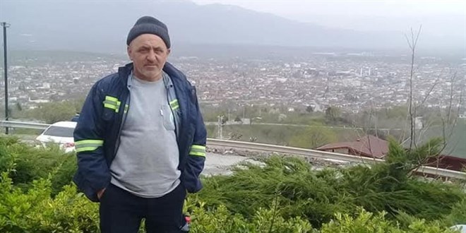 Ecel onu teravih namazı çıkışında yakaladı
