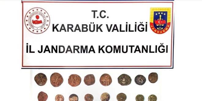 Karabük'te 4 kişi 45 sikke ile yakalandı