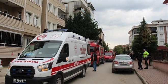 Terastan düşen alzheimer hastası hayatını kaybetti