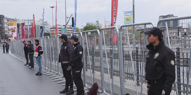 İstanbul'da 1 Mayıs: Taksim ve Saraçhane'ye Giriş Yasakları
