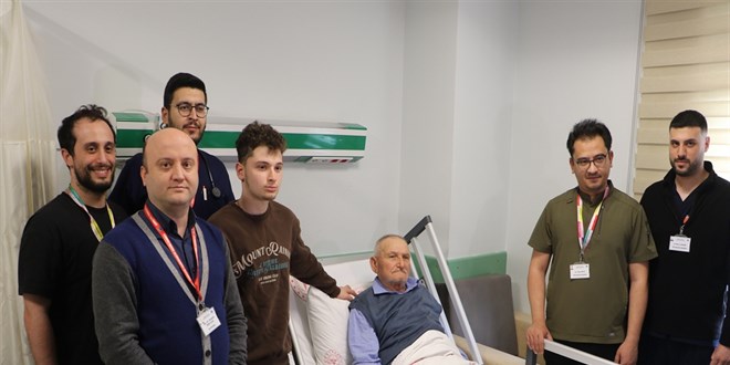 Türkiye'deki ilk, dünyadaki 18'nci vaka: 4 Yaprakçıklı Aort Kapak Ameliyatı