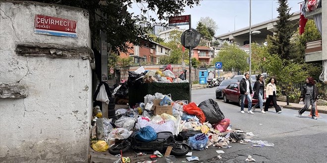 Beşiktaş'ta Çöp Krizi: Belediye Açıklama Yaptı