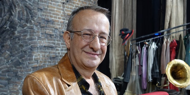 Beyin kanaması geçiren oyuncu Naşit Özcan vefat etti