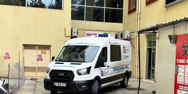 2 çocuk babası depo içerisinde ölü bulundu
