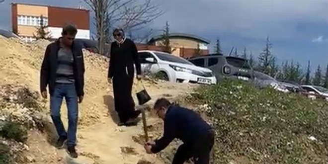 Hastaneye giderken hastanelik oluyorlar!