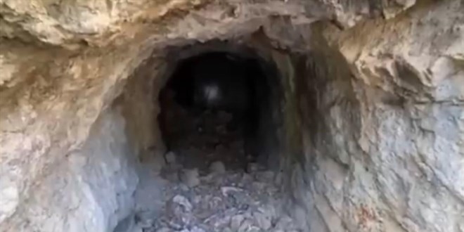 Mehmetçik, PKK'lı teröristlerin inlerine girmeye devam ediyor