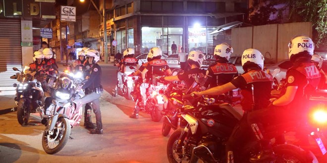 Diyarbakır'da zehir tacirlerine 'Narko Hançer' uygulaması