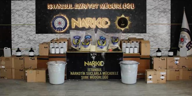İstanbul'da 1 tondan fazla uyuşturucu ele geçirildi