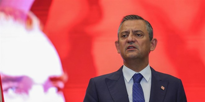 Özgür Özel'den Anneler Günü mesajı