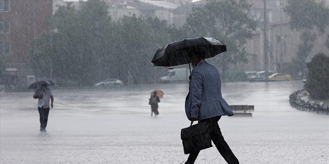Meteoroloji Uyardı: Bu Hafta Gök Gürültülü Sağanak Geliyor!
