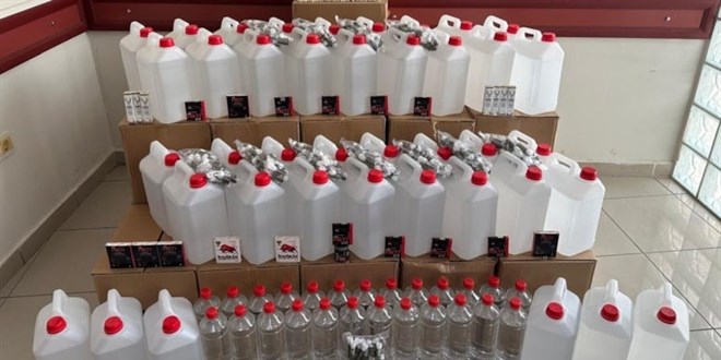 Adana'da 2 bin litre etil alkol ele geçirildi: 1 gözaltı