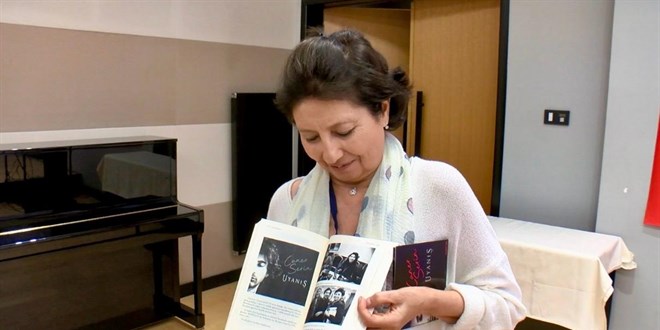 Otizmli Oğlunun Başarı Hikayesini Kitaplaştırdı