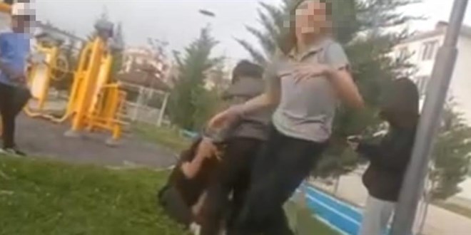 Akran zorbalığı bu sefer Ankara'da: Arkadaşına tuzak kurup darbettiler