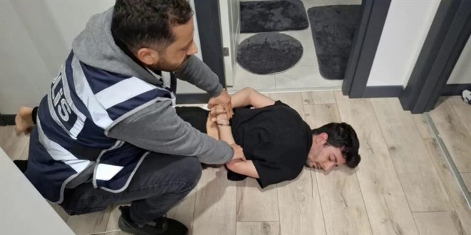 Bursa merkezli 4 ilde dolandırıcılık operasyonu: 18 gözaltı