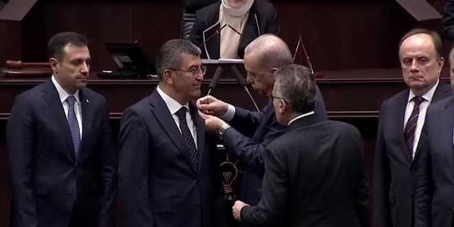 Gelecek Partisi milletvekili AK Partiye geçiyor