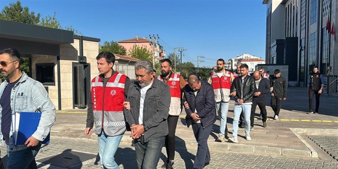 Emekli öğretmenin dolandırıldığı olayda 6 tutuklama daha