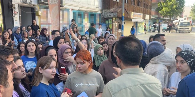 Yangın çıkan yurttaki öğrencilerden tepki: Yangın tüpü, alarm yok