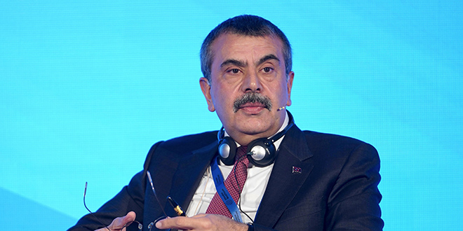 Yusuf Tekin: Savaşsız Bir Dünya İçin Eğitimciler Elini Taşın Altına Koymalı