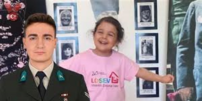 Şehit Astsubayın vasiyeti 4 yaşındaki Aylin'e can oldu
