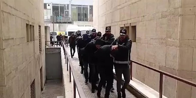 Kırıkkale'de 'irtikap' operasyonu: Eski başkan dahil 12 gözaltı