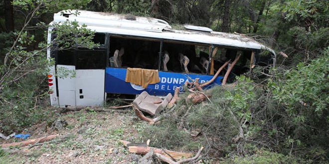 Eskişehir'de midibüs kazası: 28 yaralı
