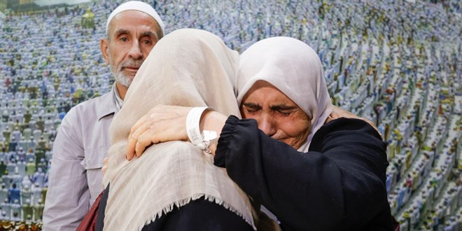 25 yıldır konuşmayan iki komşu kutsal topraklarda barıştı