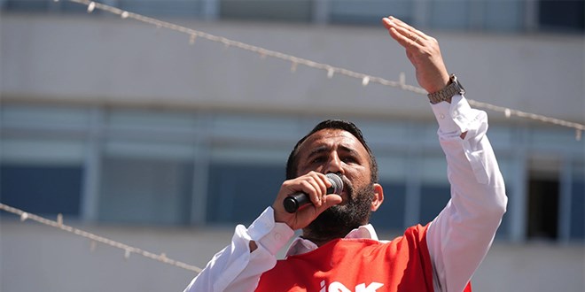 Grev kararı alınca DİSK'li yöneticinin akrabaları ortaya saçıldı