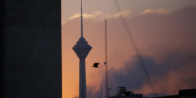 İsrail Savunma Bakanı Katz, Tahran halkını tehdit etti