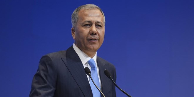 Sahil Güvenlik Komutanlığı'nın 43. Yılına Bakan Yerlikaya'dan Tebrik